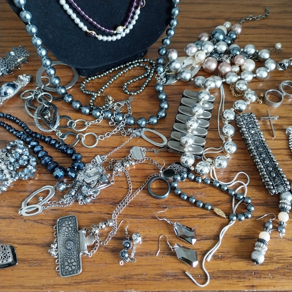 Silver and Gray Statement Jewelry Lot - Picture 5 of 14